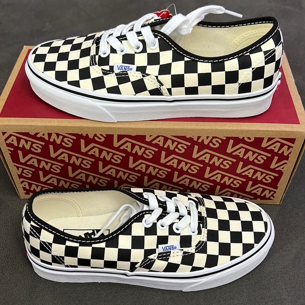 Vans Authentic shoes women
